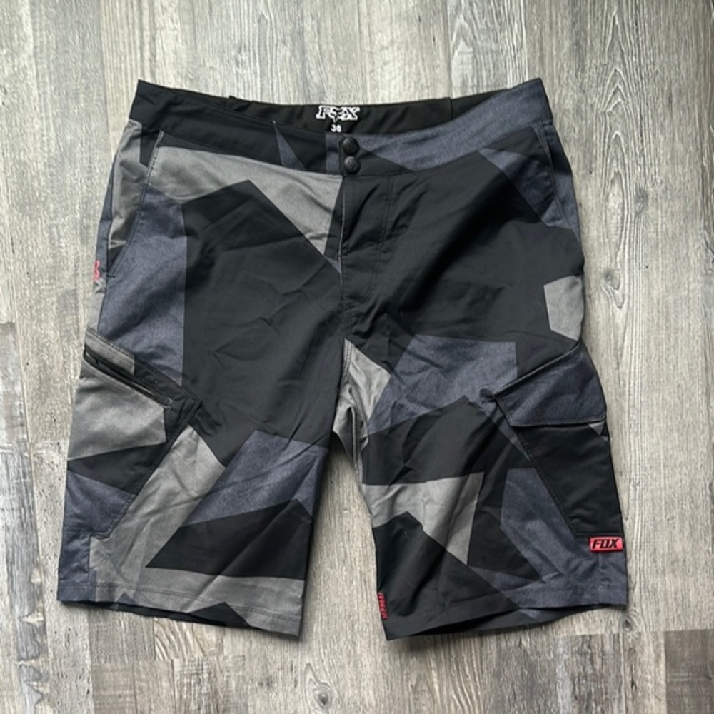 Fox Men's Black & Gray Geometric MTB Shorts